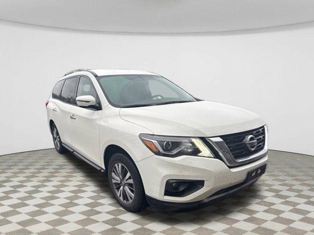 2019 nissan pathfinder sv
