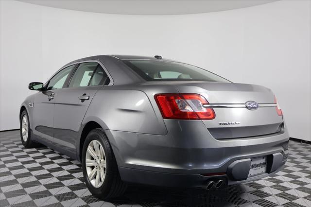 2012 ford taurus se