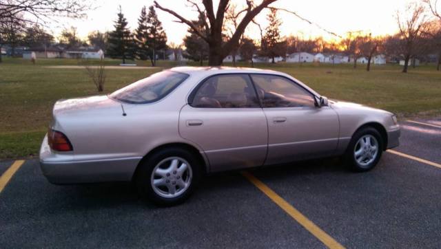 1993 lexus es300 great used car