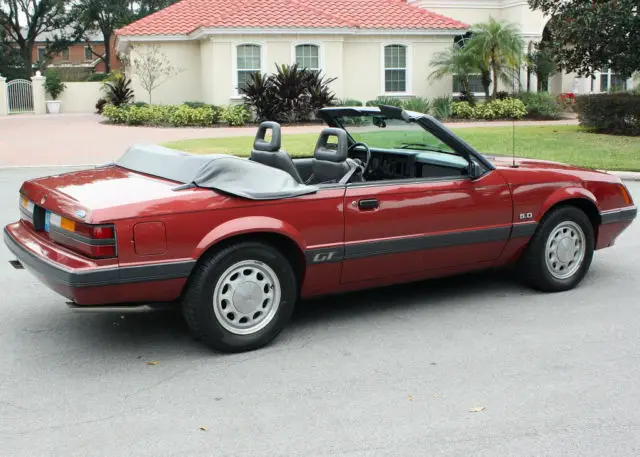 1985 ford mustang gt convertible ** 21,000 miles ** unrestored