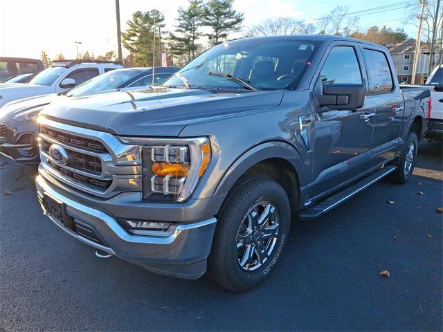 2021 ford f-150 xlt