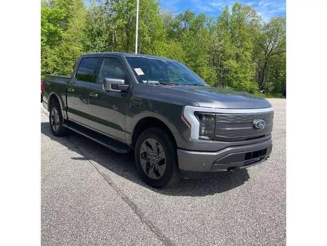 2022 ford f150 lightning lariat pickup 4d 5 1/2 ft in richmond, virginia