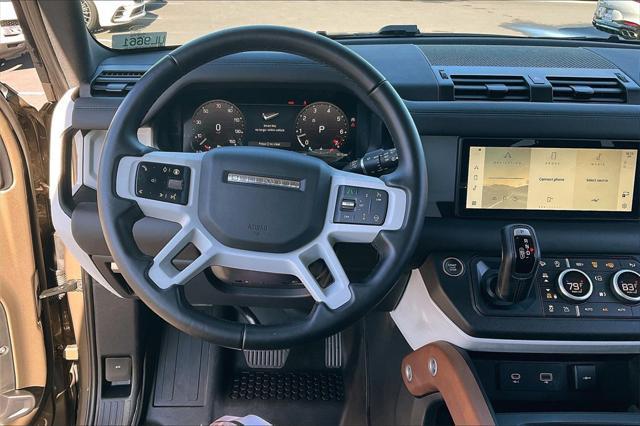 2024 land rover defender 90 p300 s