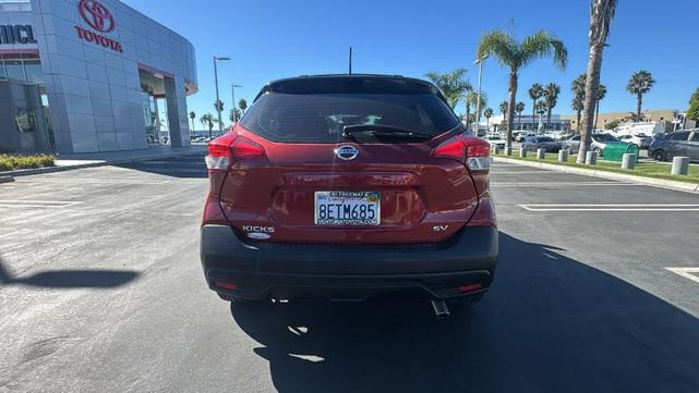 2018 nissan kicks sv