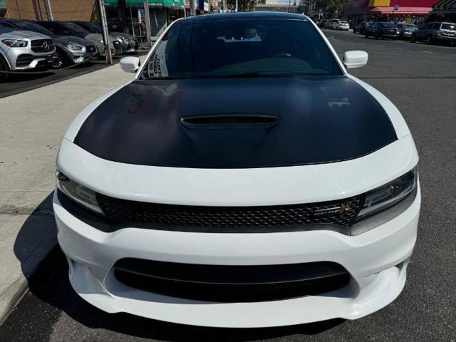 2017 dodge charger srt 392