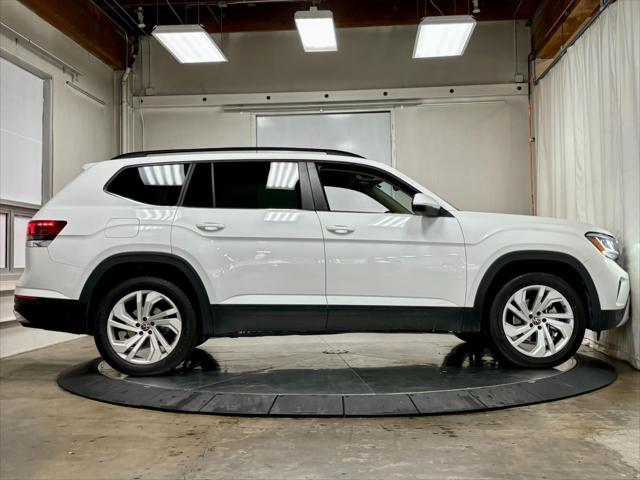 2023 volkswagen atlas 3.6l se w/technology