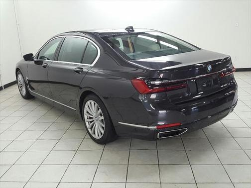 2021 bmw 740 in milwaukee, wisconsin