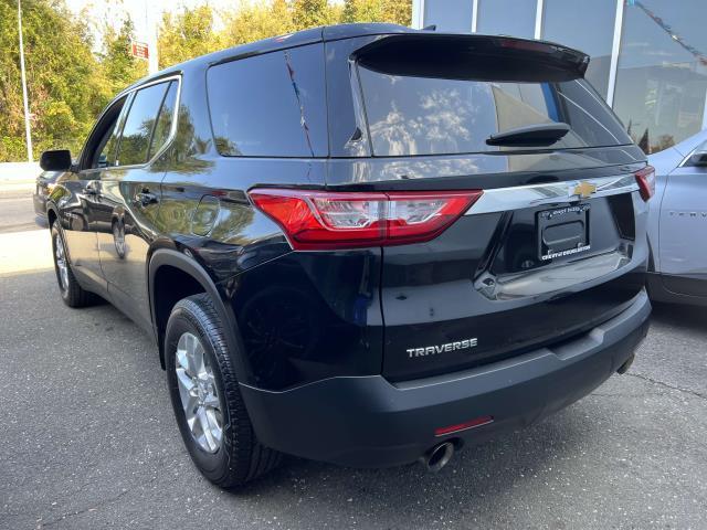 2021 chevrolet traverse ls