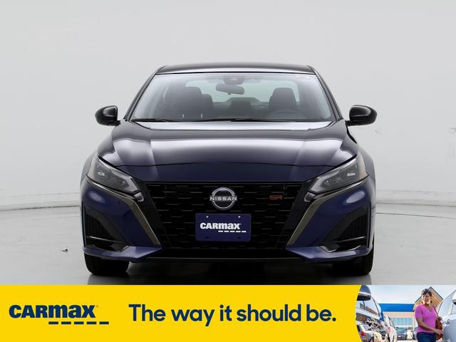 2023 nissan altima sr