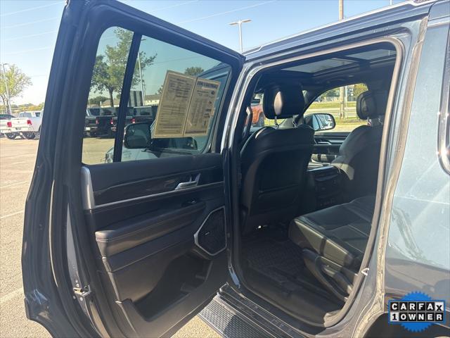2023 jeep wagoneer series i 4x4