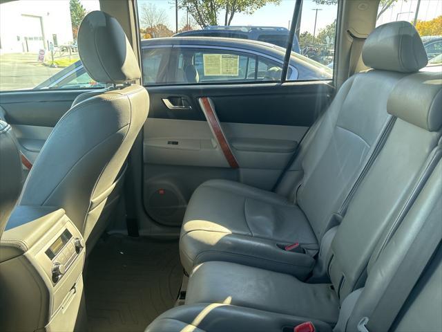 2010 toyota highlander limited