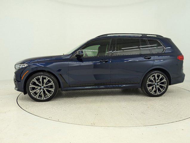 2022 bmw x7 m50i