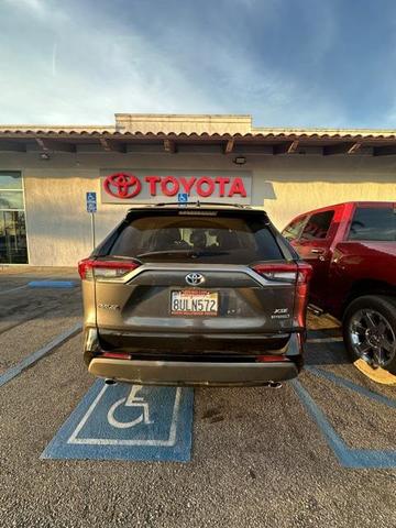 2021 toyota rav4 hybrid se