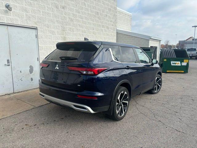 2022 mitsubishi outlander se