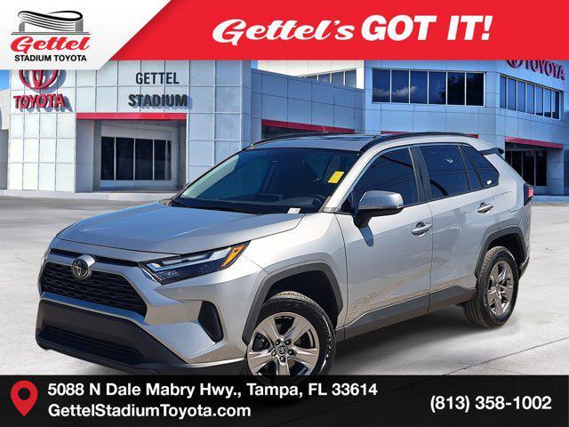2022 toyota rav4 xle
