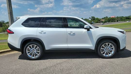 new 2024 toyota grand highlander platinum awd