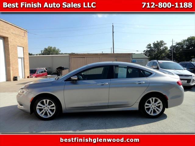 2016 chrysler 200 limited