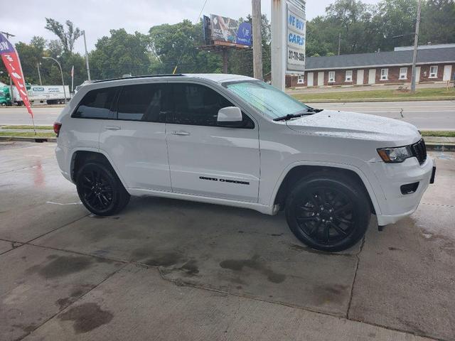2018 jeep grand cherokee laredo