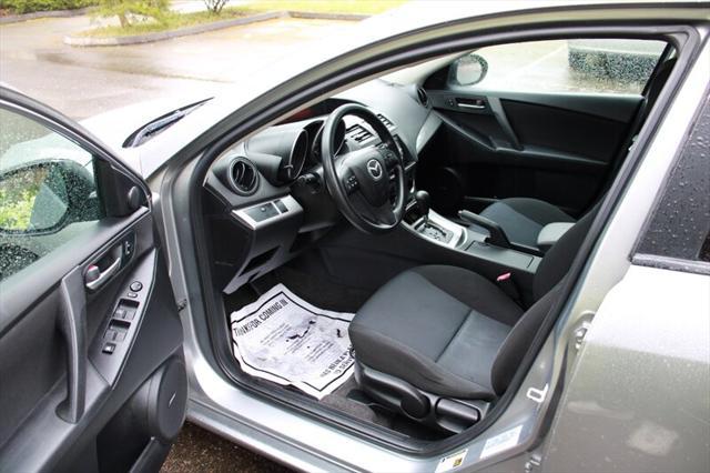 2010 mazda mazda3 i touring