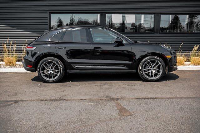 2024 porsche macan t