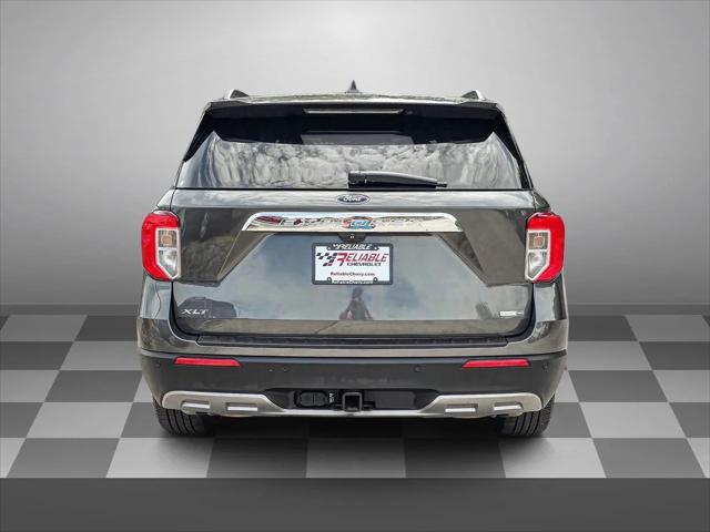 2020 ford explorer xlt