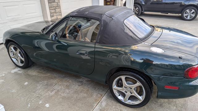 2001 mazda mx-5 miata se