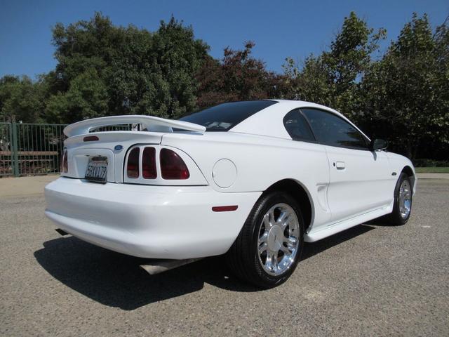 1996 ford mustang gt