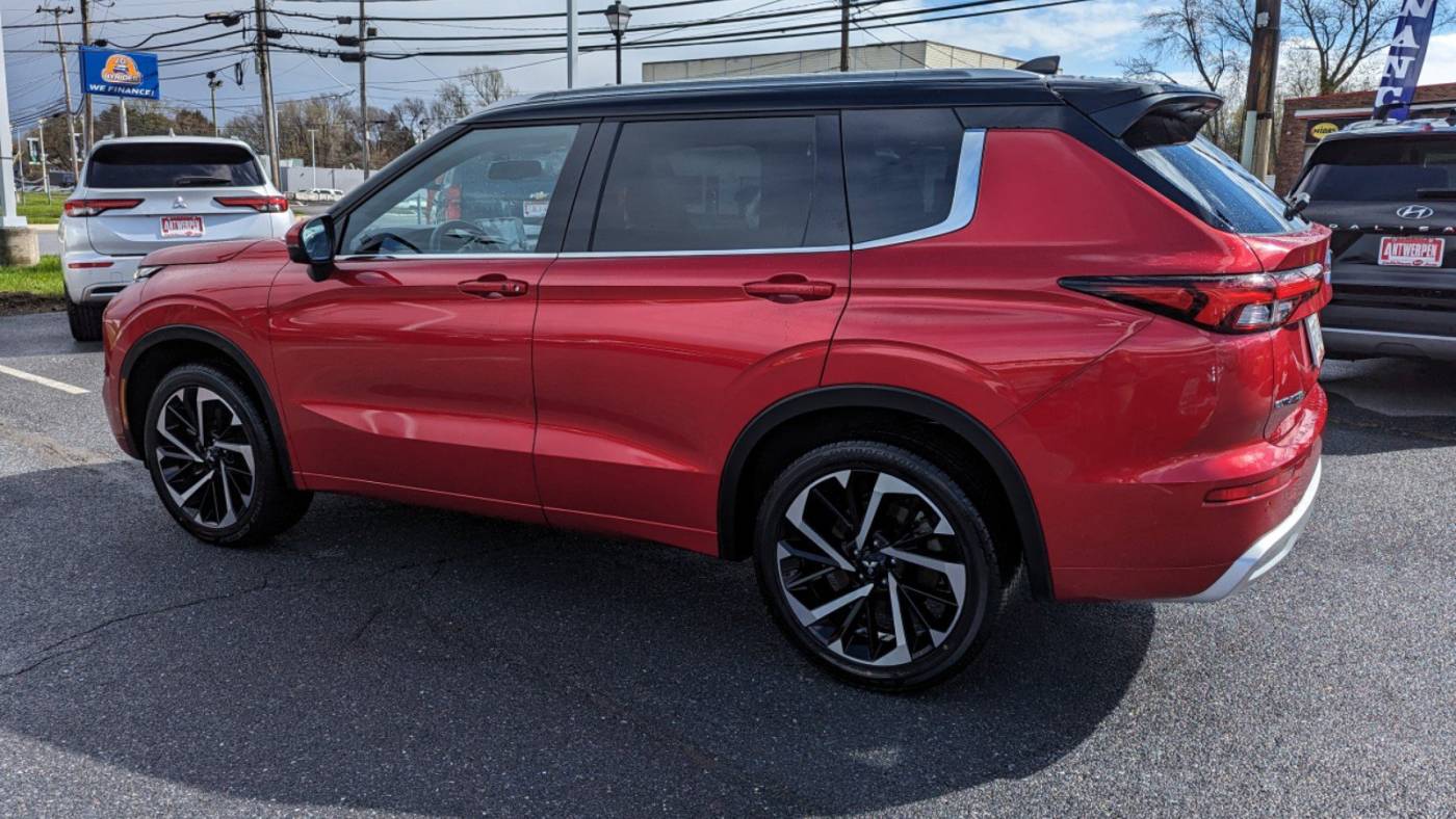 2024 mitsubishi outlander sel