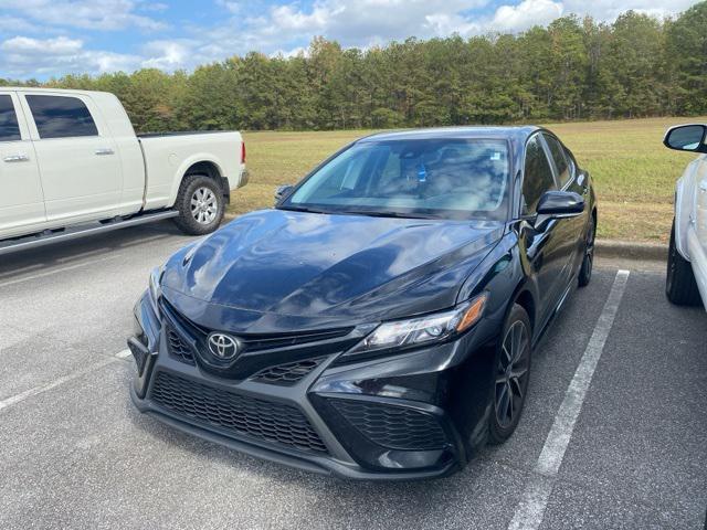 2023 toyota camry se