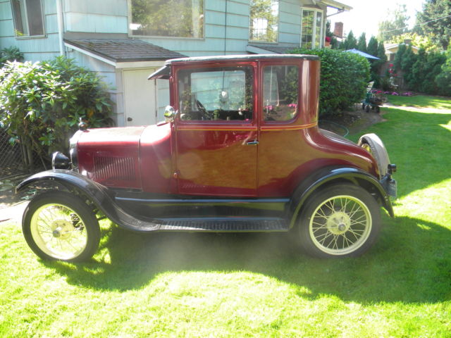 1926 ford model t doctor's coupe with trailer