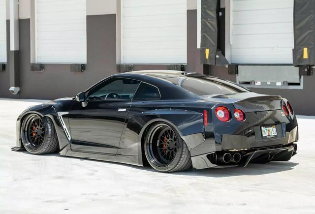 2016 nissan gt-r premium coupe 2d