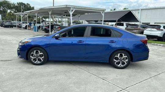 2021 kia forte lxs