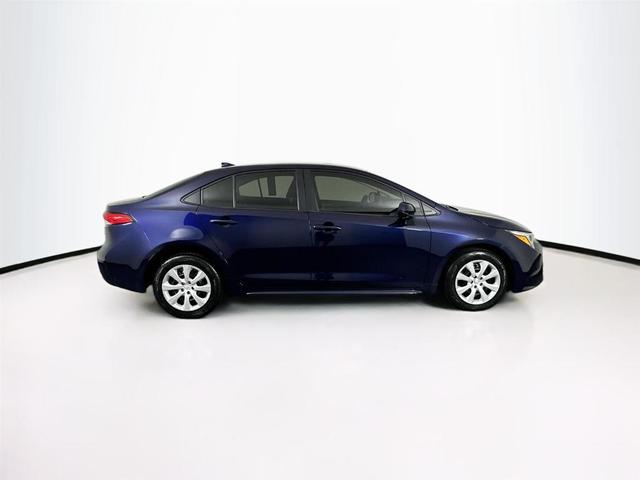 2023 toyota corolla hybrid le