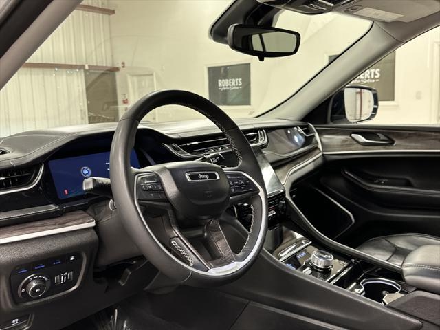2022 jeep grand cherokee 4xe base