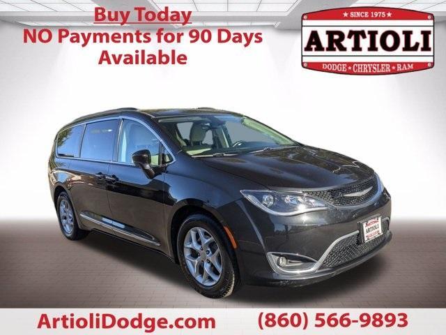 2017 chrysler pacifica touring-l