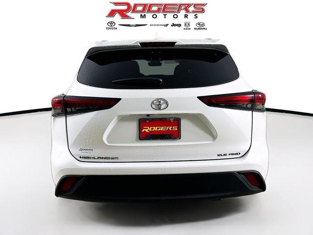 2023 toyota highlander xle