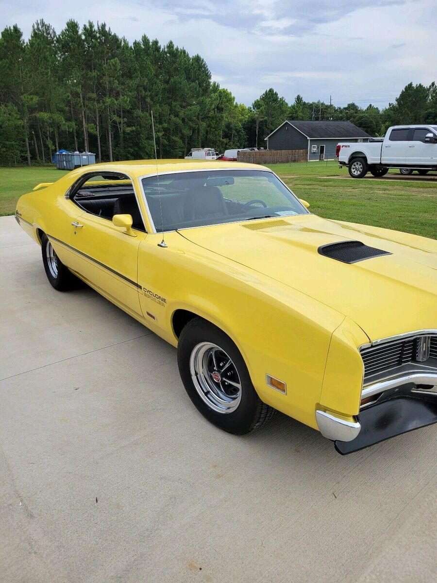 1970 mercury cyclone coupe yellow