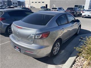 2013 Mazda i sport