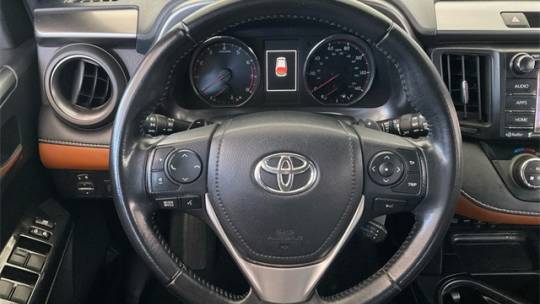 2017 toyota rav4 se