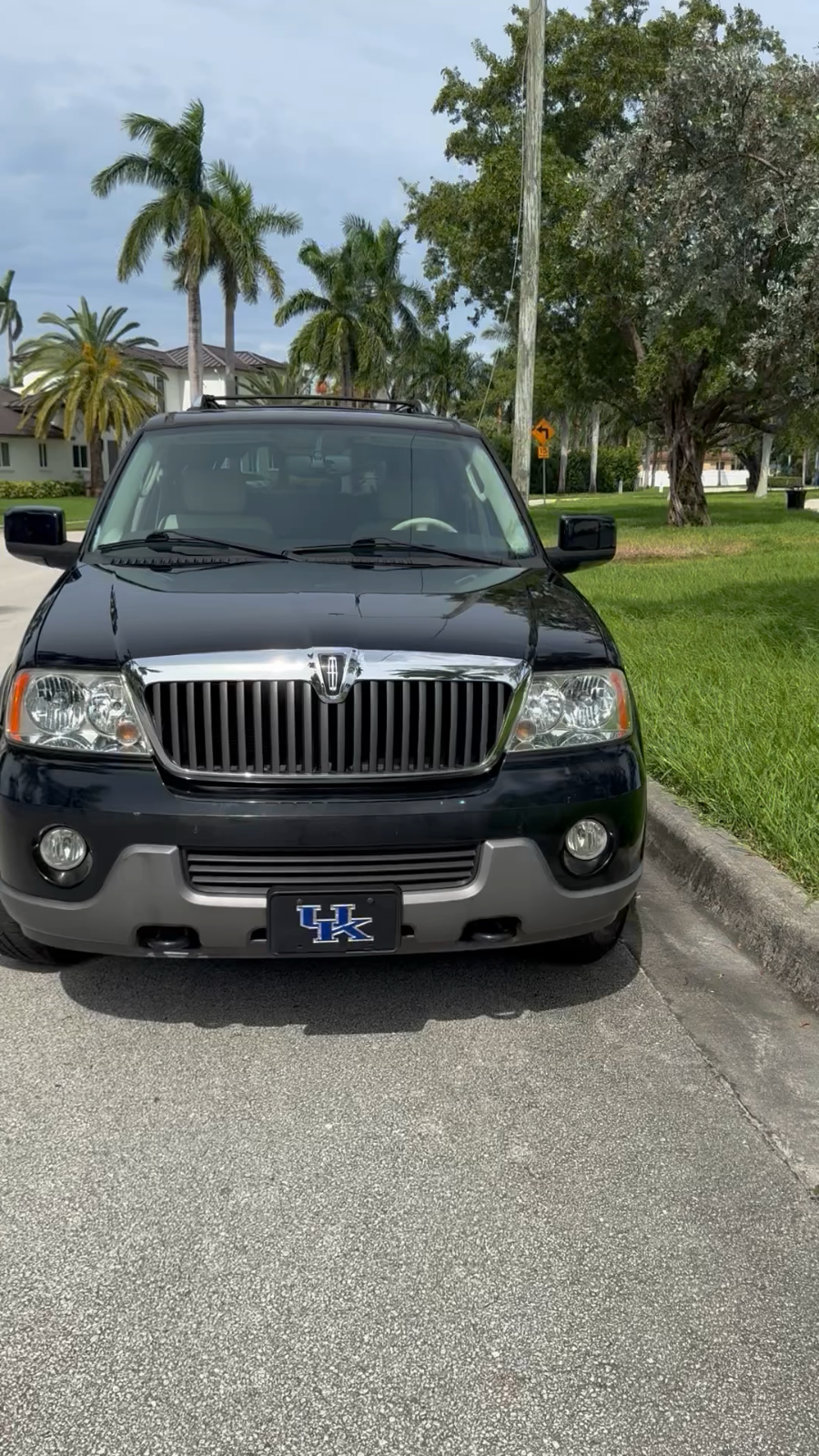 2003 lincoln navigator low 60k miles 1owner cadillac escalade