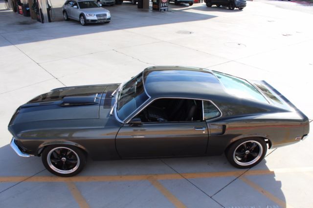 fastback, 302 v8, 5-speed, pwr front disc/steer, nice driver, value