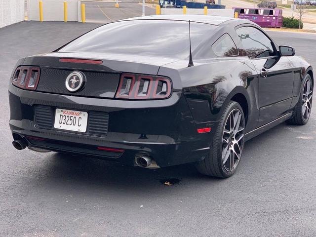 2014 ford mustang v6
