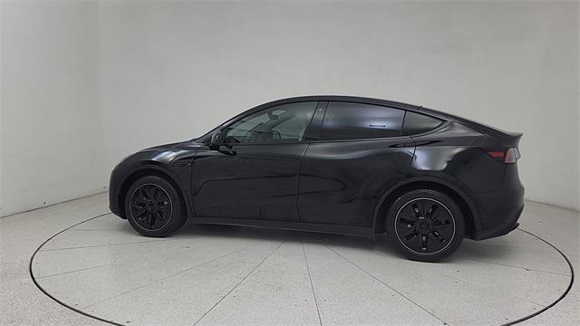 2021 tesla model y standard range rear-wheel drive