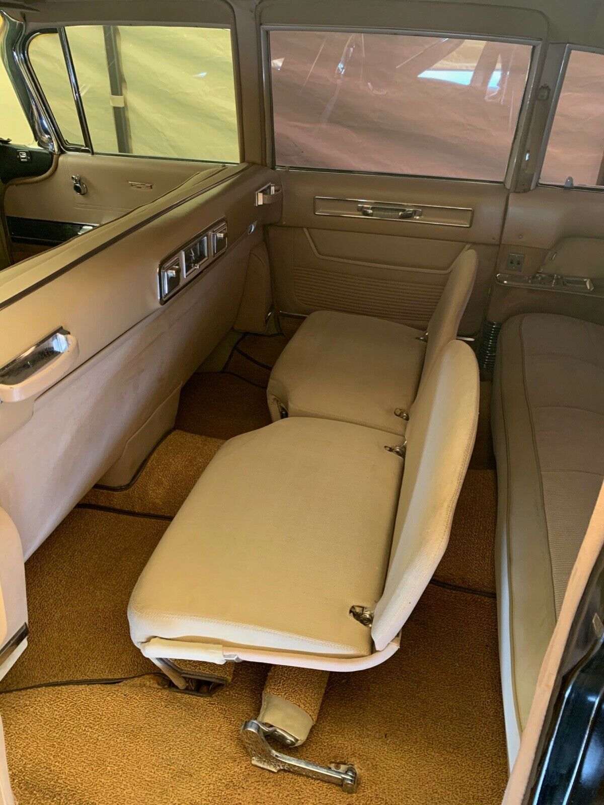 1960 cadillac fleetwood limousine
