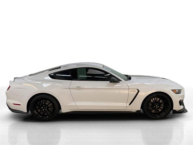 2019 ford shelby gt350 base
