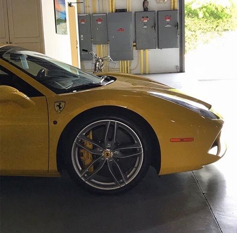 2017 ferrari 488 spider (370 mi)