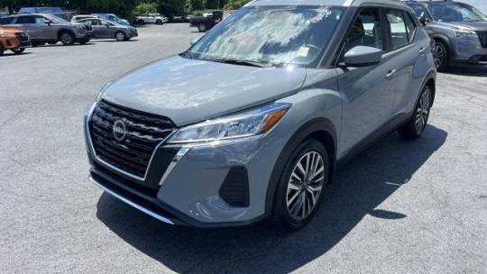 2022 nissan kicks sv