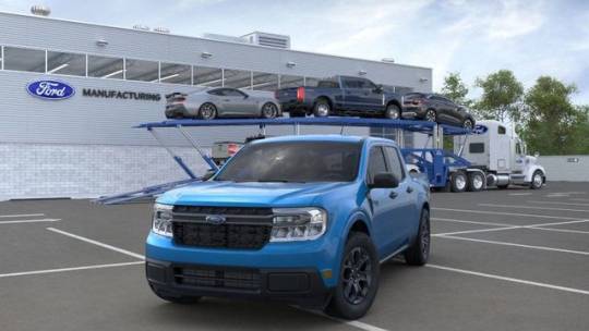 new 2024 ford maverick xlt supercrew fwd