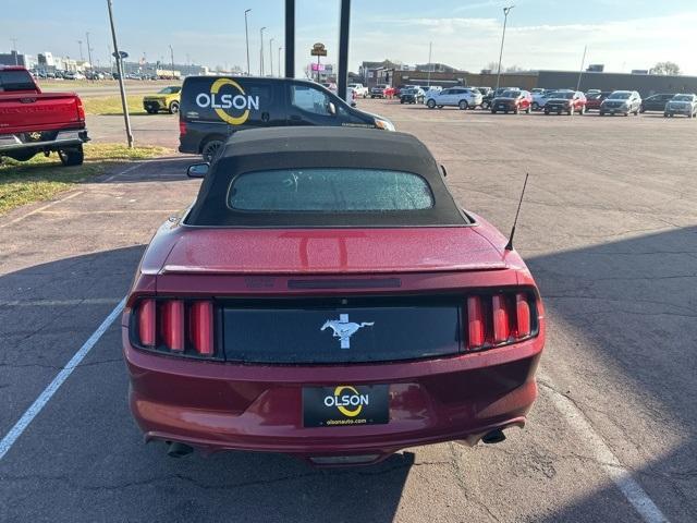 2015 ford mustang v6
