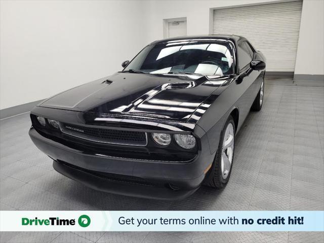 2013 dodge challenger sxt